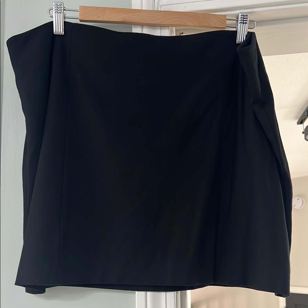 Elegant Black Ponte Lined Women's Skirt WHBM